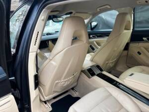 Bild 13/14 von Porsche Panamera (2012)