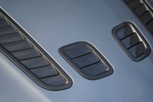 Immagine 40/50 di Aston Martin V12 Vantage (2012)