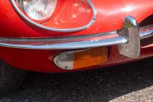 Image 29/50 de Jaguar Type E (2+2) (1969)