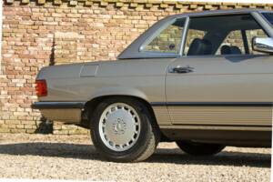 Bild 47/50 von Mercedes-Benz 560 SL (1987)