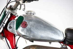 Image 20/50 of CZ 250 (1977)