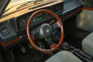 Image 35/50 of Alfa Romeo Alfetta Quadrifoglio Oro (1984)