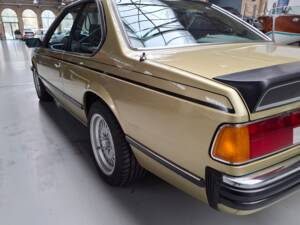 Bild 7/30 von BMW 635 CSi (1980)