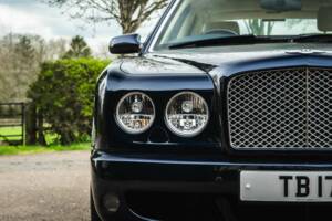 Image 18/47 of Bentley Arnage T (2005)