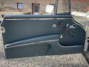 Image 16/19 of Mercedes-Benz 220 SE b (1963)
