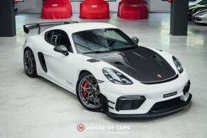 Image 4/25 de Porsche 718 Cayman GT4 RS Weissach (2022)