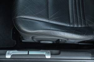 Image 26/50 of Porsche 911 Carrera 4 (1999)