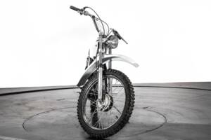 Image 4/21 of Aspes DUMMY (1974)