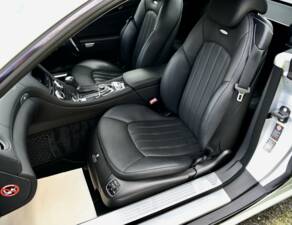 Image 44/50 of Mercedes-Benz SL 55 AMG (2006)