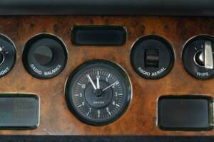 Image 34/50 of Bentley T 1 (1973)