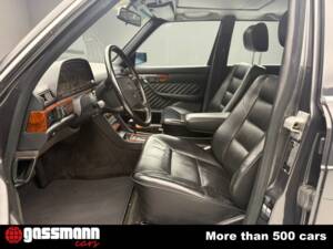 Image 10/15 of Mercedes-Benz 560 SEL (1991)