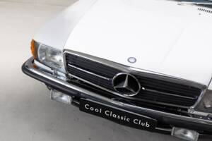 Image 26/35 de Mercedes-Benz 500 SL (1984)