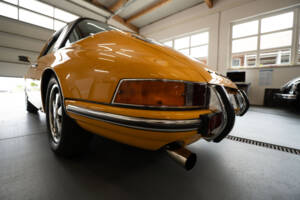 Imagen 23/35 de Porsche 911 2.4 T &quot;Ölklappe&quot; (1972)