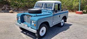Image 1/35 of Land Rover 88 (1976)