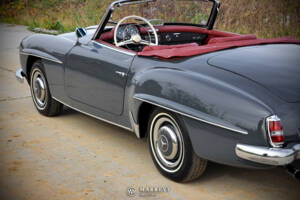 Image 48/59 of Mercedes-Benz 190 SL (1958)