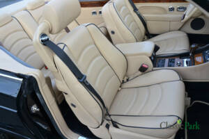 Image 34/50 of Bentley Azure (1997)
