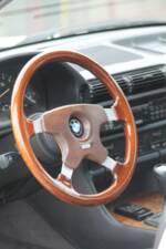 Image 7/37 of BMW 735i (1991)