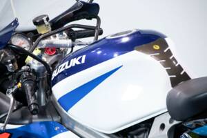 Bild 15/50 von Suzuki TL 1000R (1999)