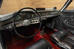 Image 2/19 of Volvo 1800 S (1965)