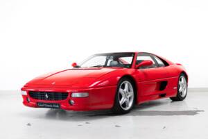 Afbeelding 1/40 van Ferrari F 355 Berlinetta (1996)