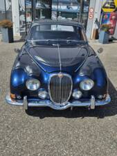 Image 2/18 of Jaguar S-Type 3.8 (1964)