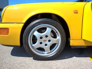Image 18/27 of Porsche 911 Speedster (1993)