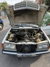 Bild 24/50 von Mercedes-Benz 240 D (1979)