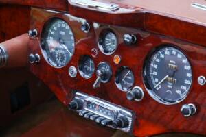Bild 40/50 von Jaguar XK 120 DHC (1953)