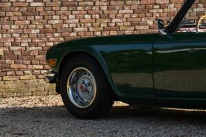 Immagine 41/50 di Triumph TR 6 (1976)