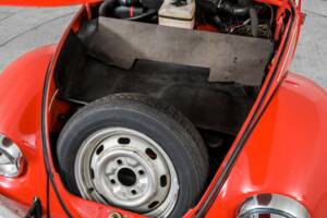 Image 34/50 of Volkswagen Beetle 1200 "Jeans Bug" (1983)
