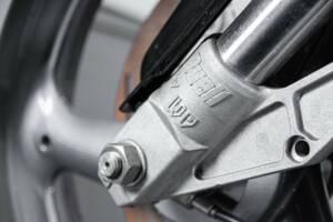 Image 49/50 of Buell S1 White Lightning (1996)