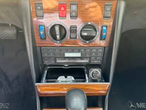 Bild 35/57 von Mercedes-Benz 500 SEL (1982)