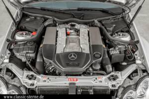 Imagen 13/15 de Mercedes-Benz CLK DTM AMG (2007)