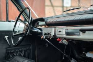 Bild 33/44 von Volvo P 221 (1968)