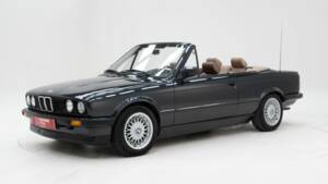 Image 1/15 de BMW 320i (1990)