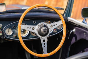 Immagine 22/34 di Austin-Healey 3000 Mk II (BT7) (1961)