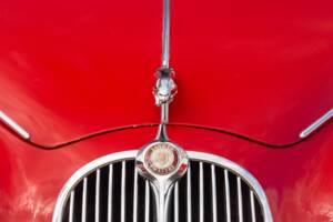 Image 46/50 of Jaguar Mk II 3.8 (1964)