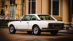 Image 5/33 of Peugeot 504 Coupé (1979)
