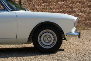 Image 20/50 of Alfa Romeo Giulia 1600 GTC (1966)