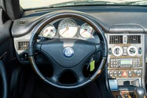 Obraz 35/48 pojazdu Mercedes-Benz SLK 320 (2001)