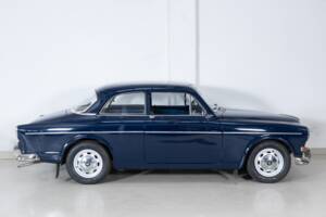 Image 3/30 of Volvo P 121 (1965)