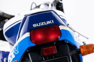 Bild 36/50 von Suzuki DUMMY (1988)