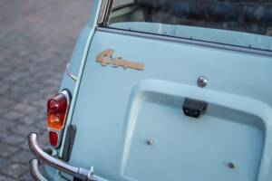 Image 15/66 of Renault R 4 Super (1962)