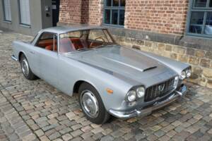 Image 3/51 of Lancia Flaminia GT Touring (1960)