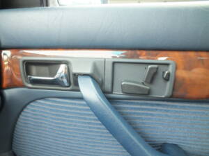 Image 10/14 of Mercedes-Benz 420 SEL (1989)