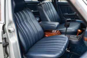 Bild 45/83 von Mercedes-Benz 300 D Turbodiesel (1983)
