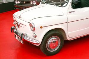 Image 14/32 of SEAT 600 D (1968)