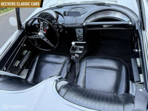 Bild 13/24 von Chevrolet Corvette (1962)