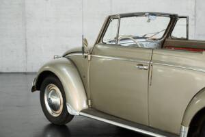 Bild 15/50 von Volkswagen Käfer 1200 Cabriolet (1957)