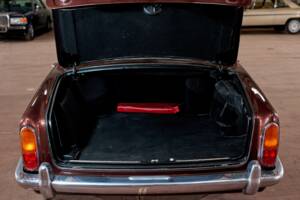 Bild 62/69 von Rolls-Royce Silver Shadow I (1971)